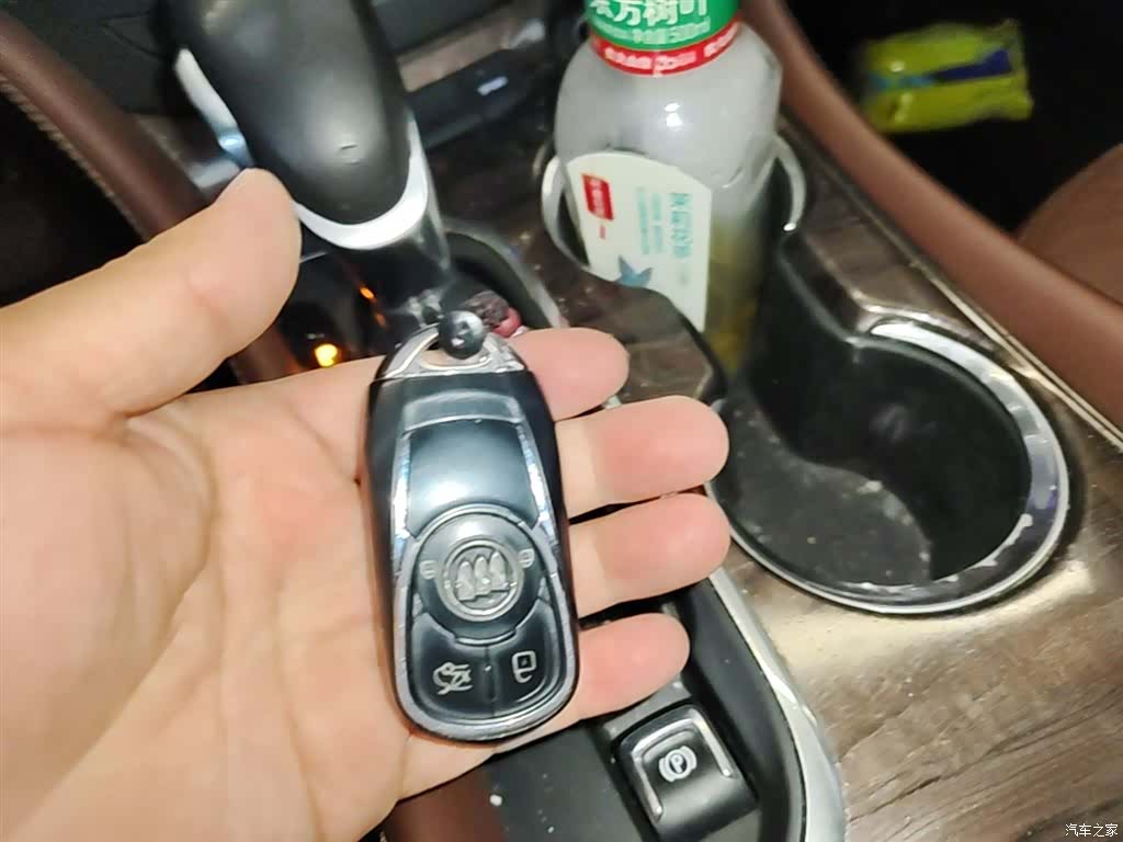 Buick Envision Plus, 2017 9