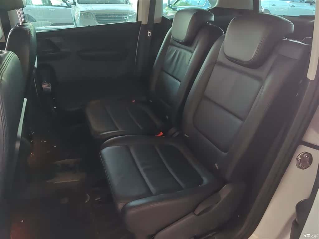 Volkswagen Xia, 2016 11