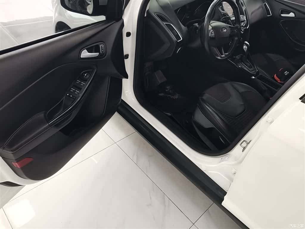 Ford Focus, 2016 16