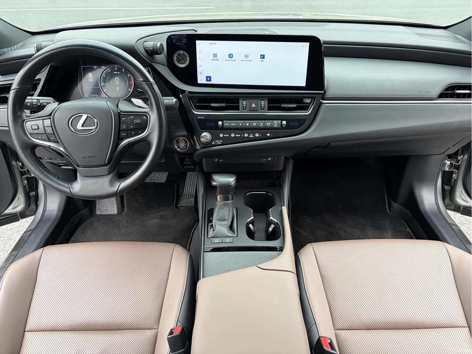 Lexus ES, 2024 12