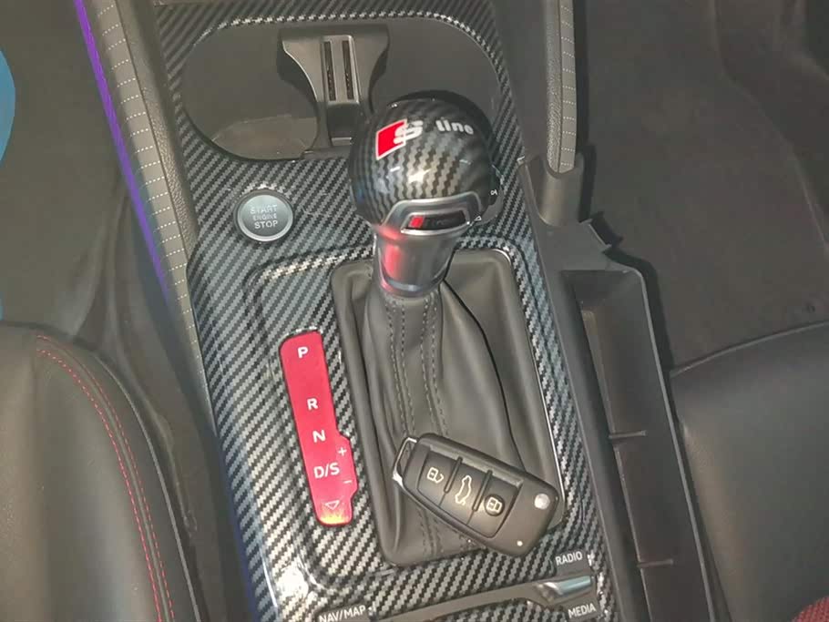 Audi Q2L Audi Q2L