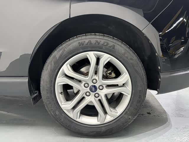 Ford Edge, 2019 18