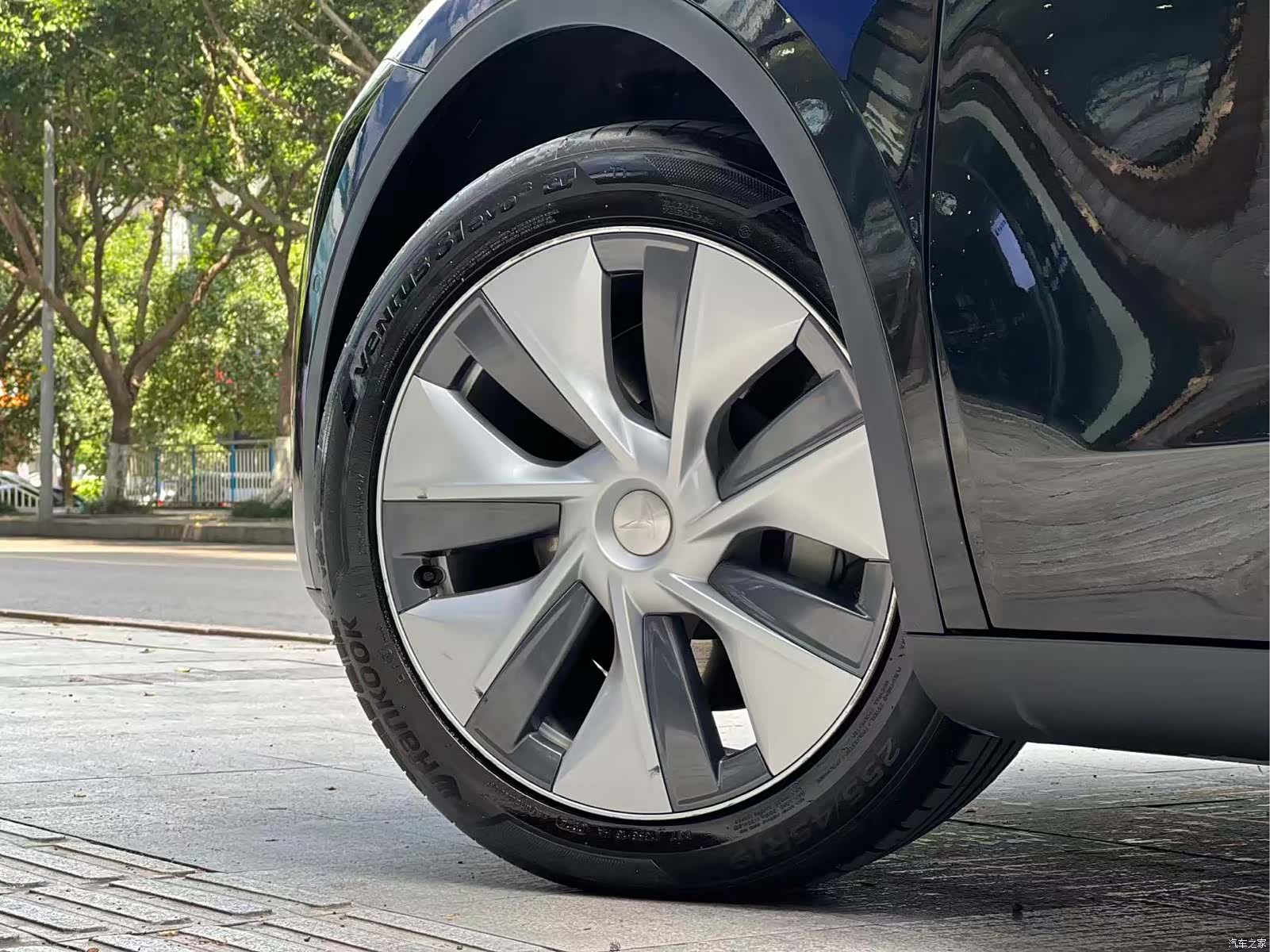 Tesla Model Y, 2022 6