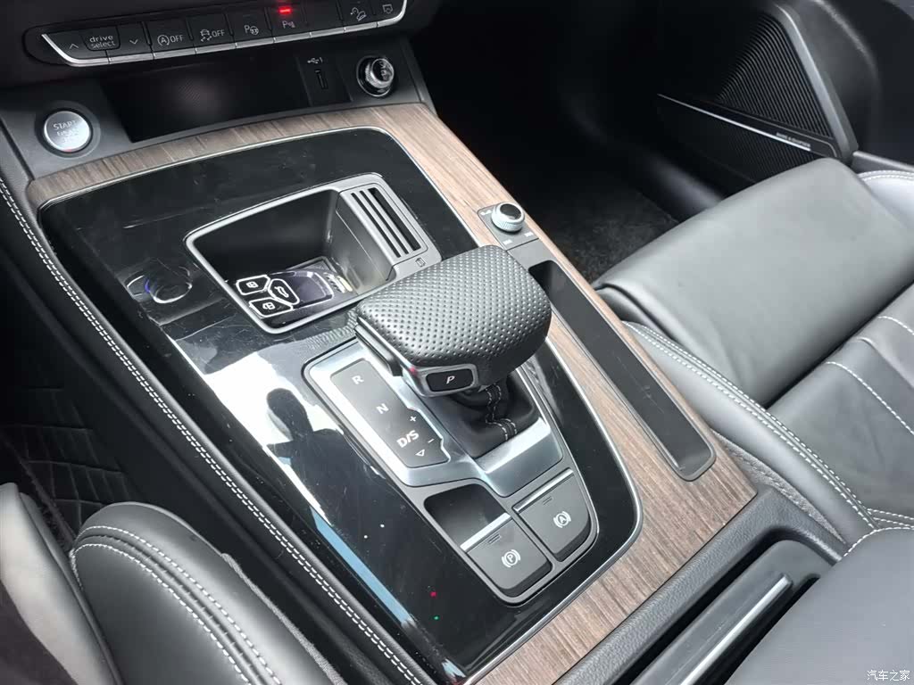 Audi Q5L, 2024 8