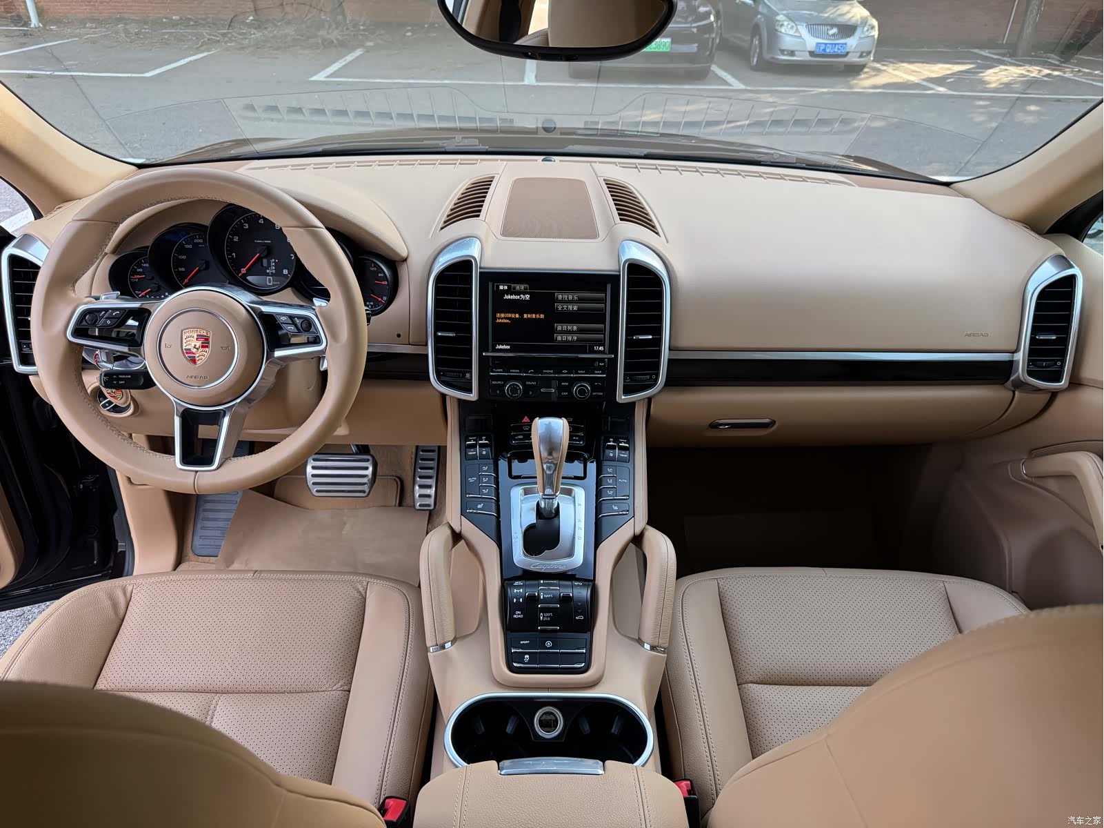 Porsche Cayenne, 2015 11