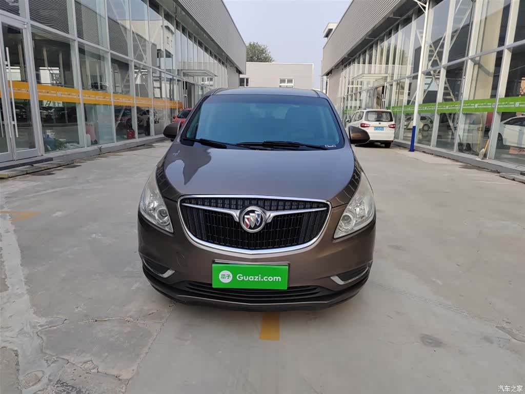 Buick GL8, 2018 10
