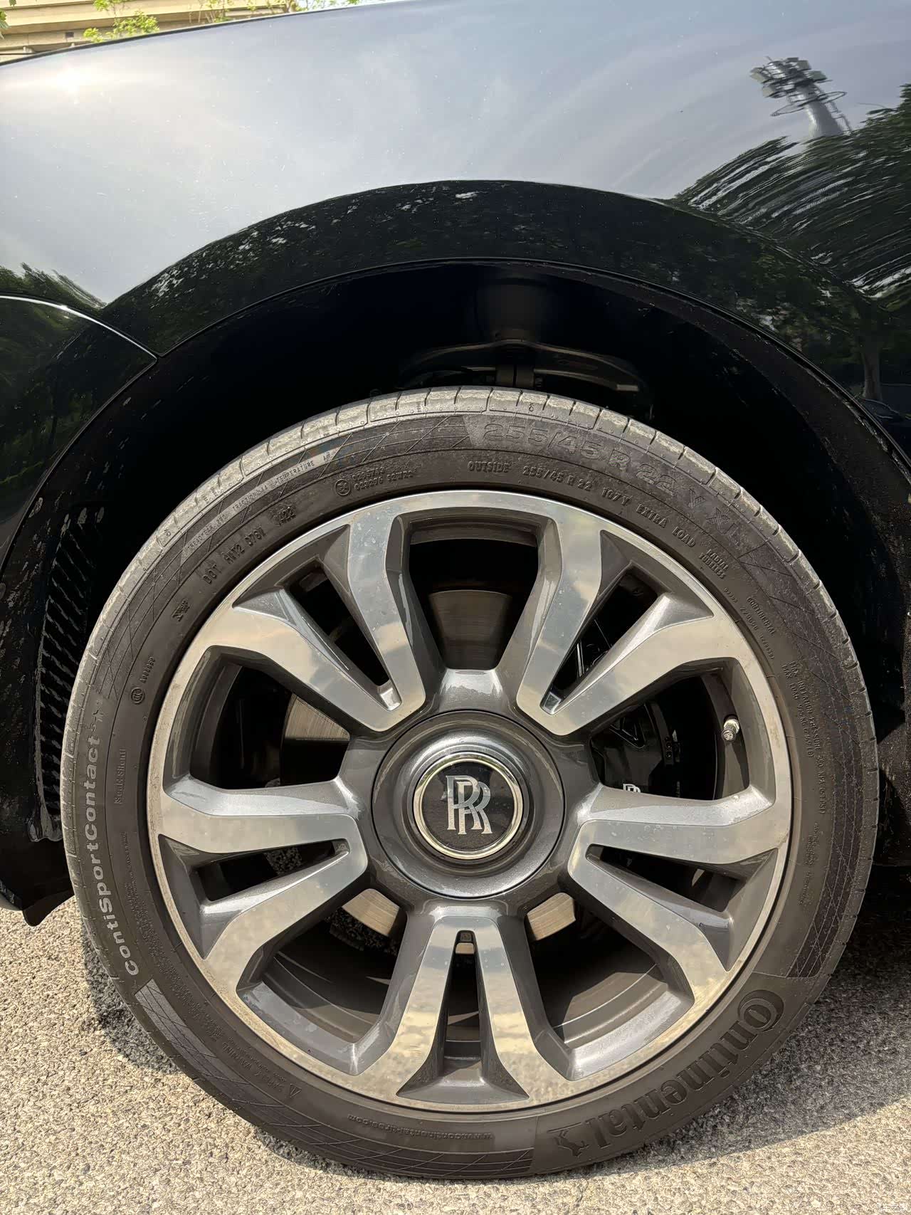 Rolls-Royce Cullinan, 2023 22