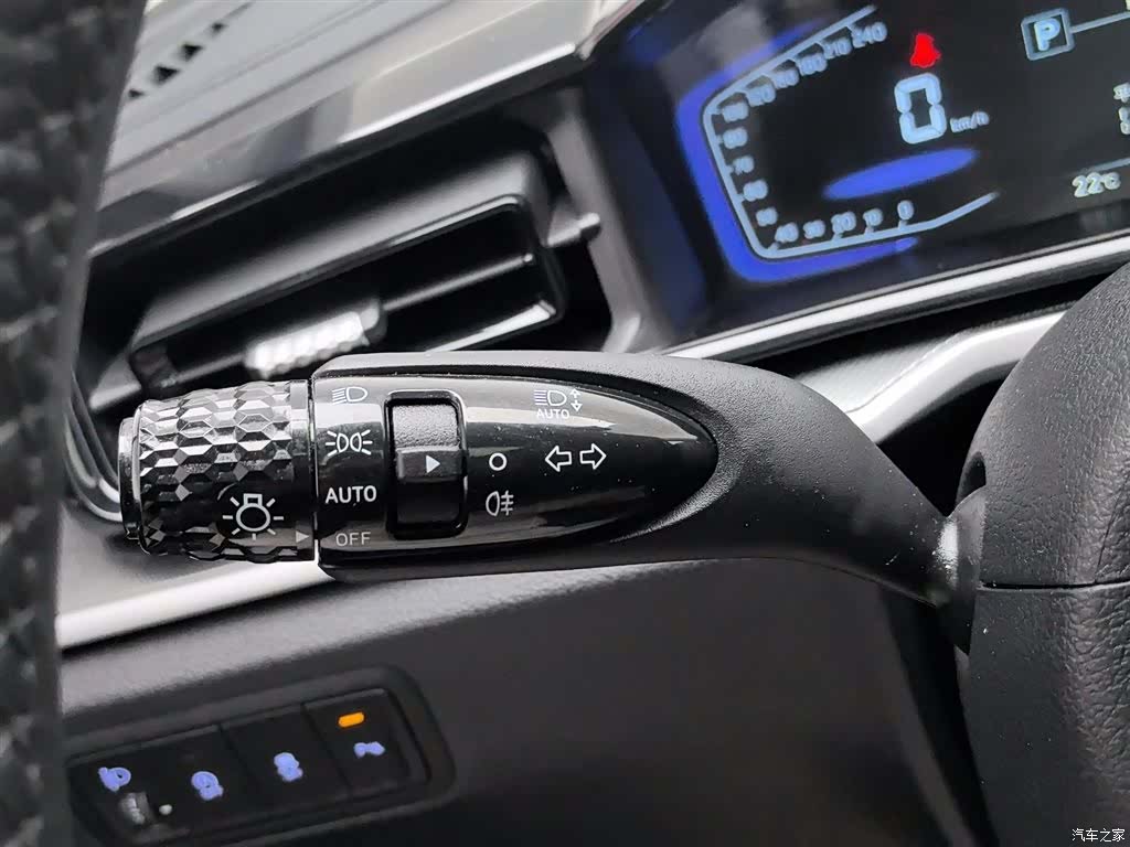 Hyundai Custo, 2024 21