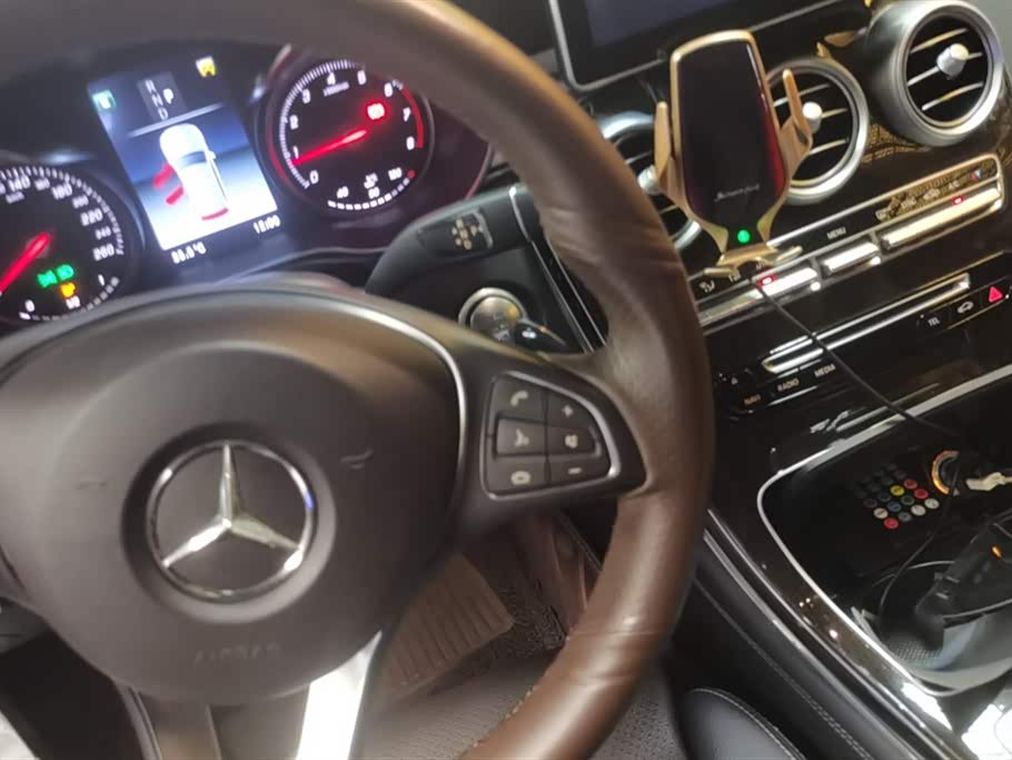 Mercedes-Benz GLC Mercedes-Benz GLC