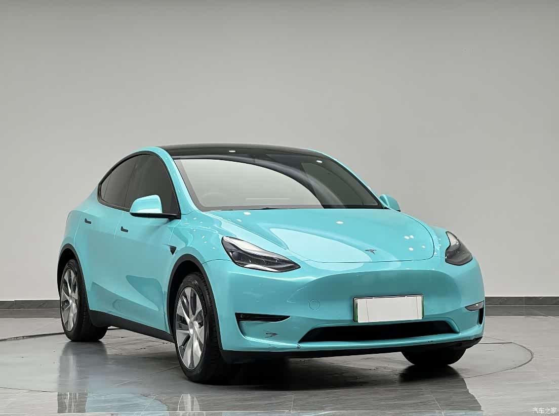 Tesla Model Y, 2023 2