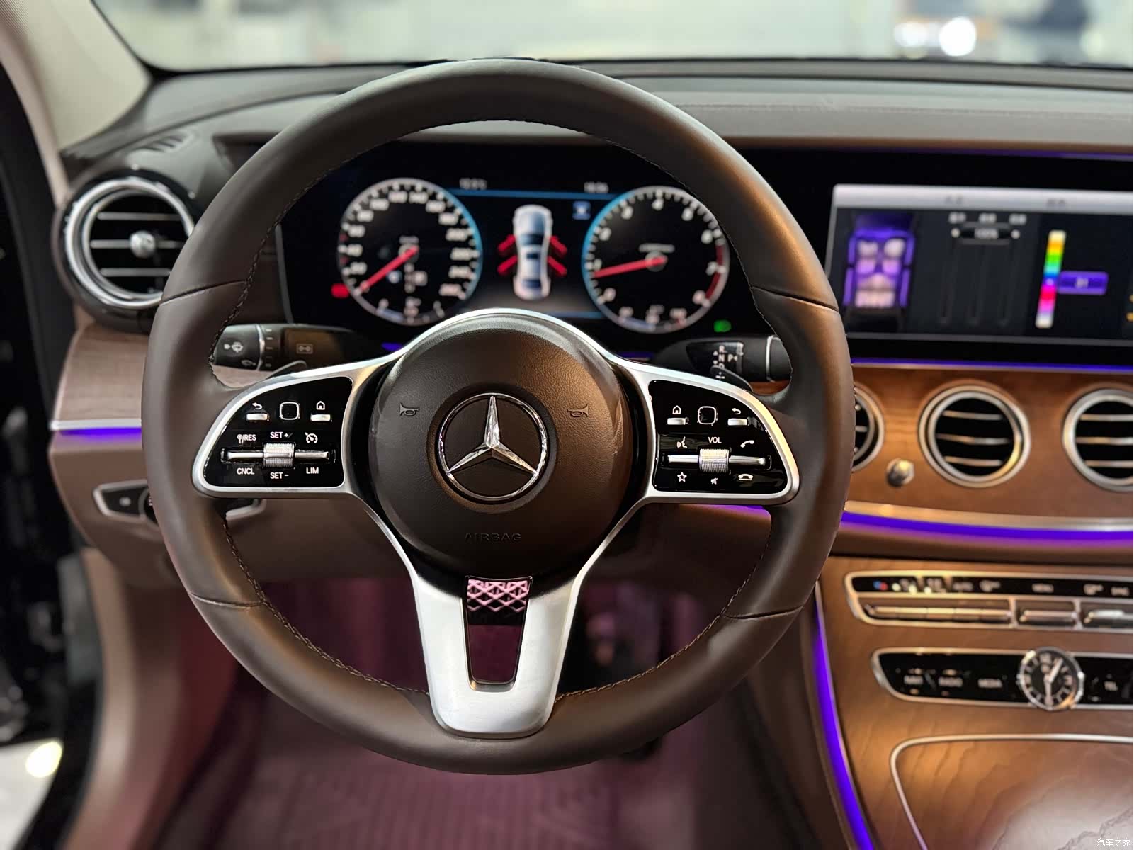 Mercedes-Benz E-Class, 2020 8
