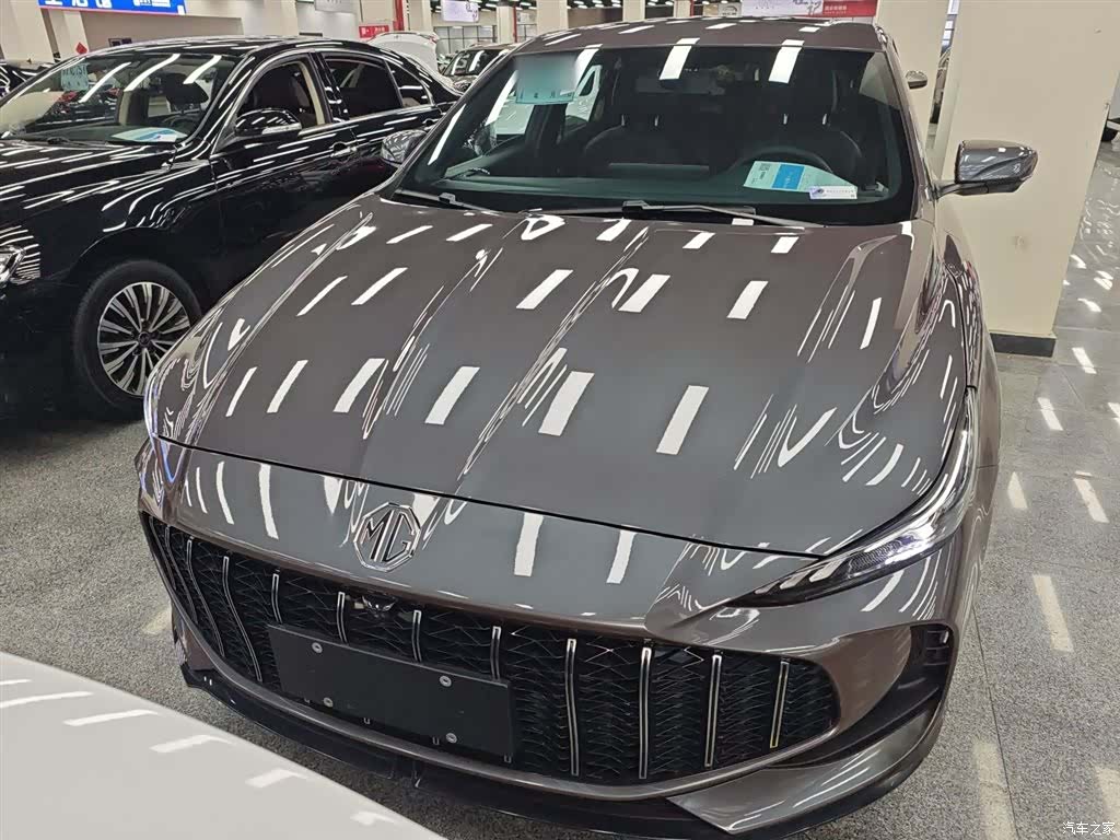MG MG5, 2025 3