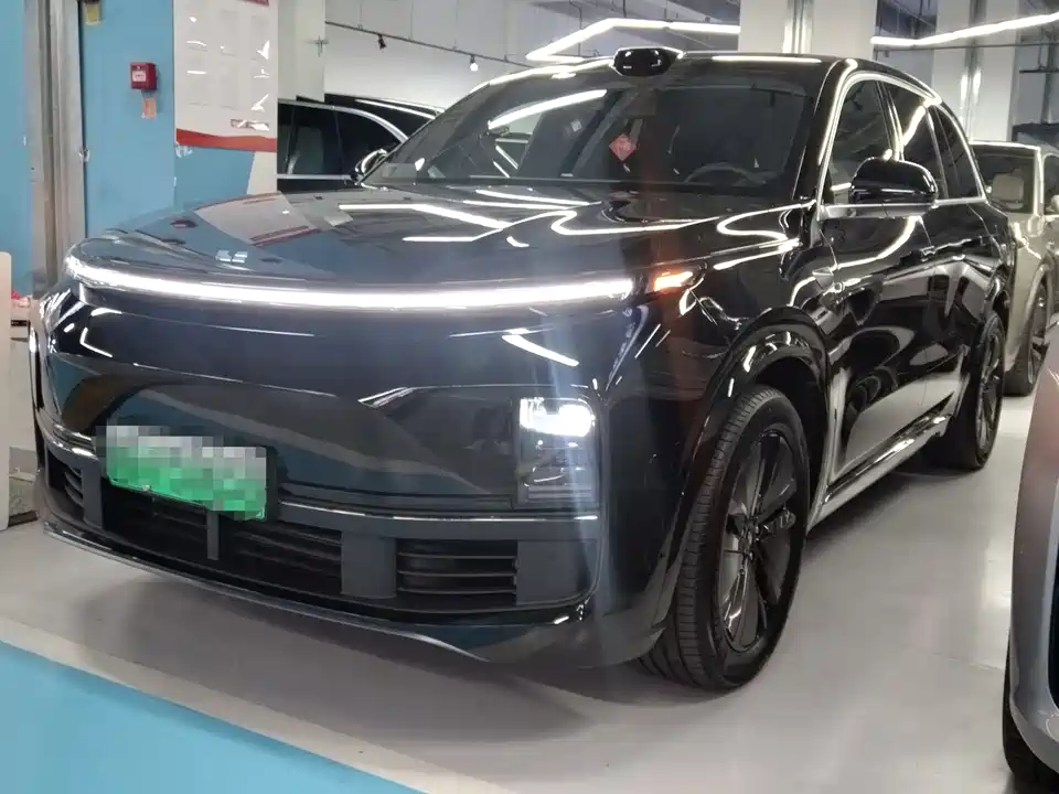 Li Auto Ideal L8