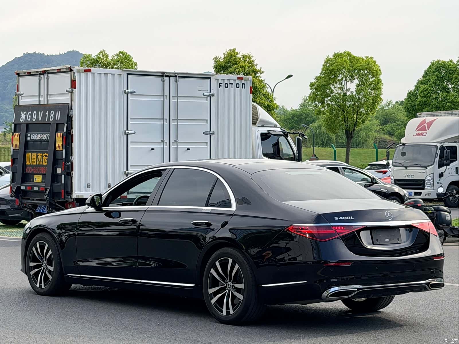 Mercedes-Benz S-Class, 2023 4