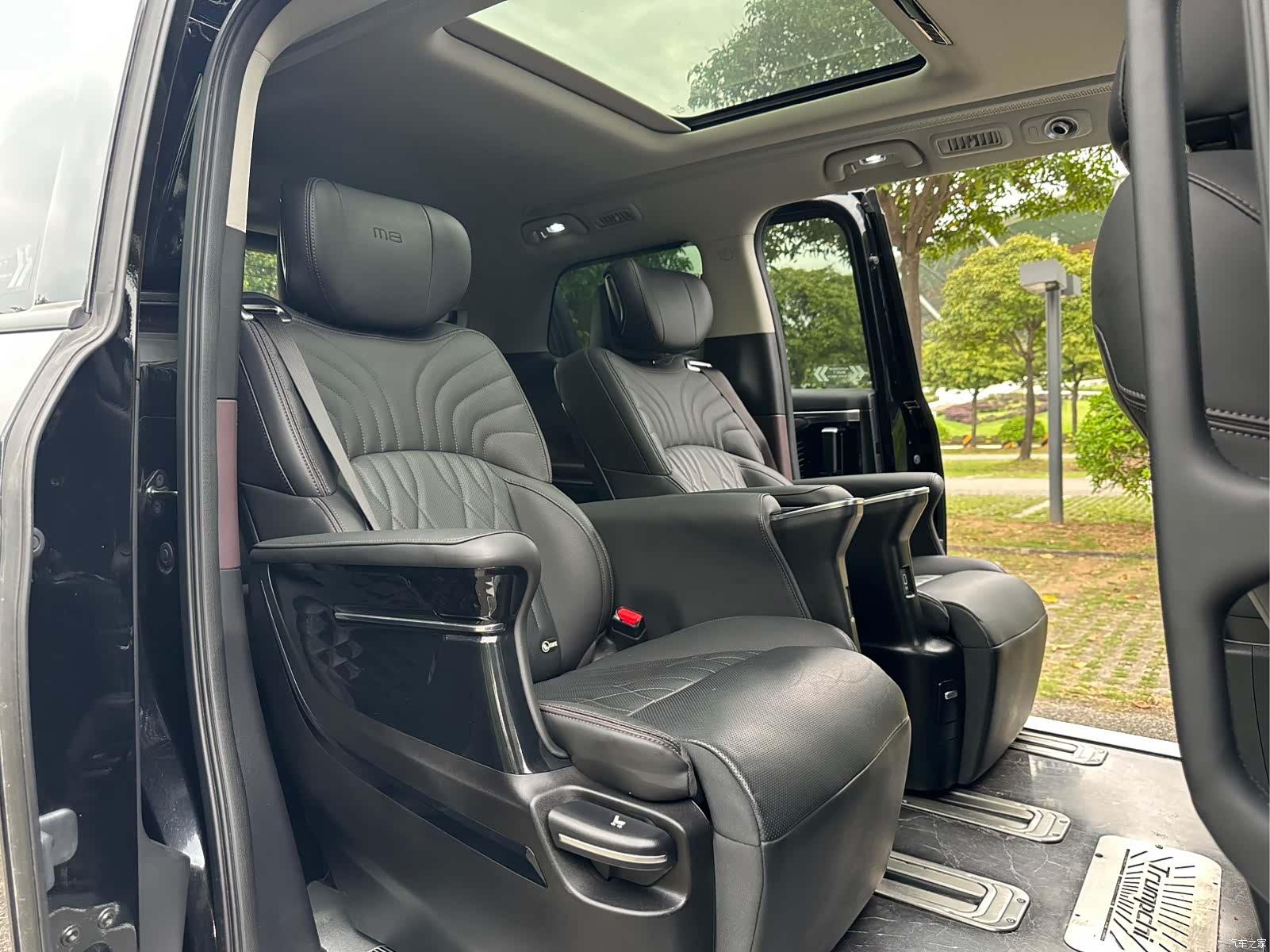 Trumpchi M8, 2024 11