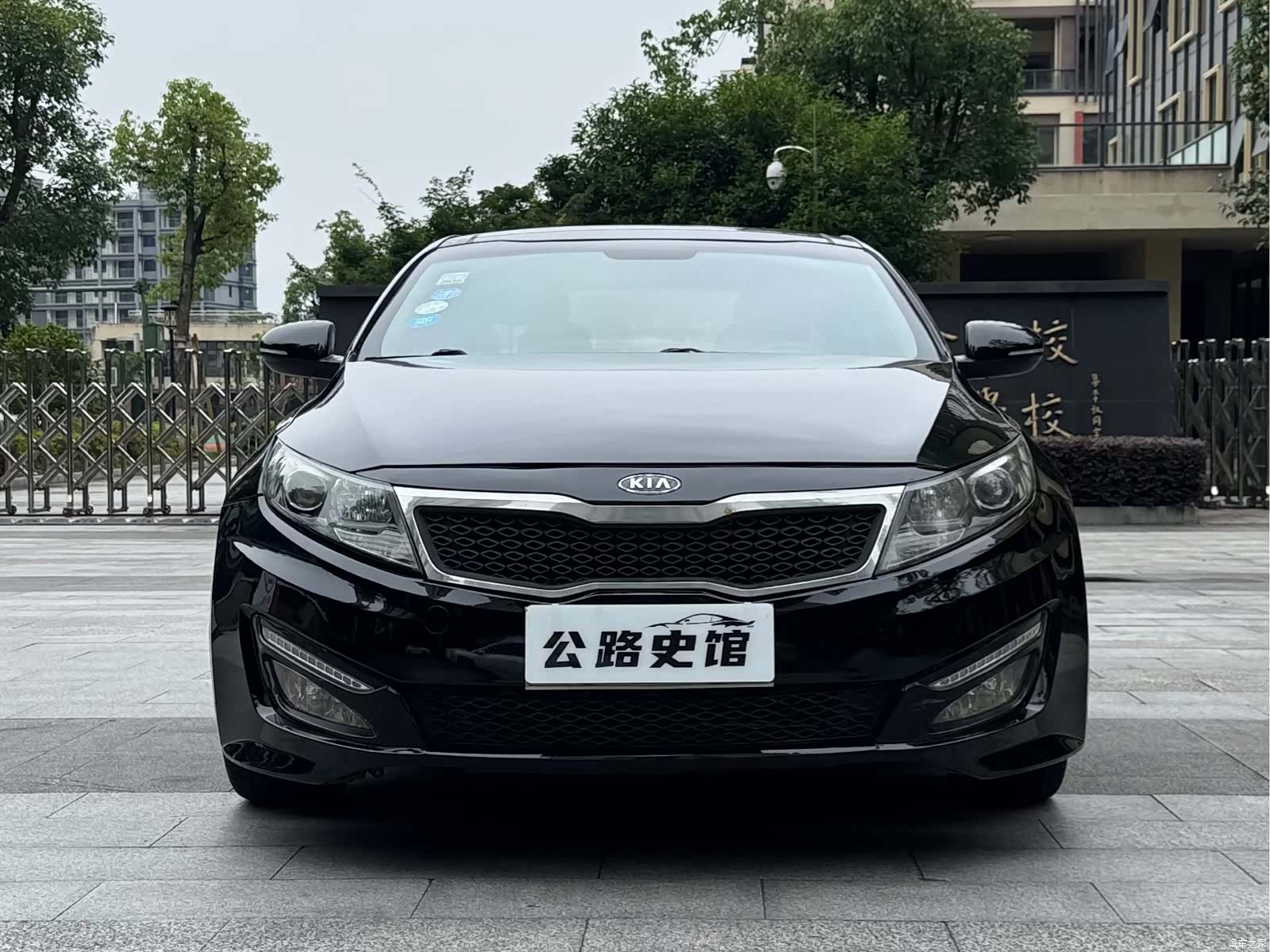 Kia K5, 2011 3