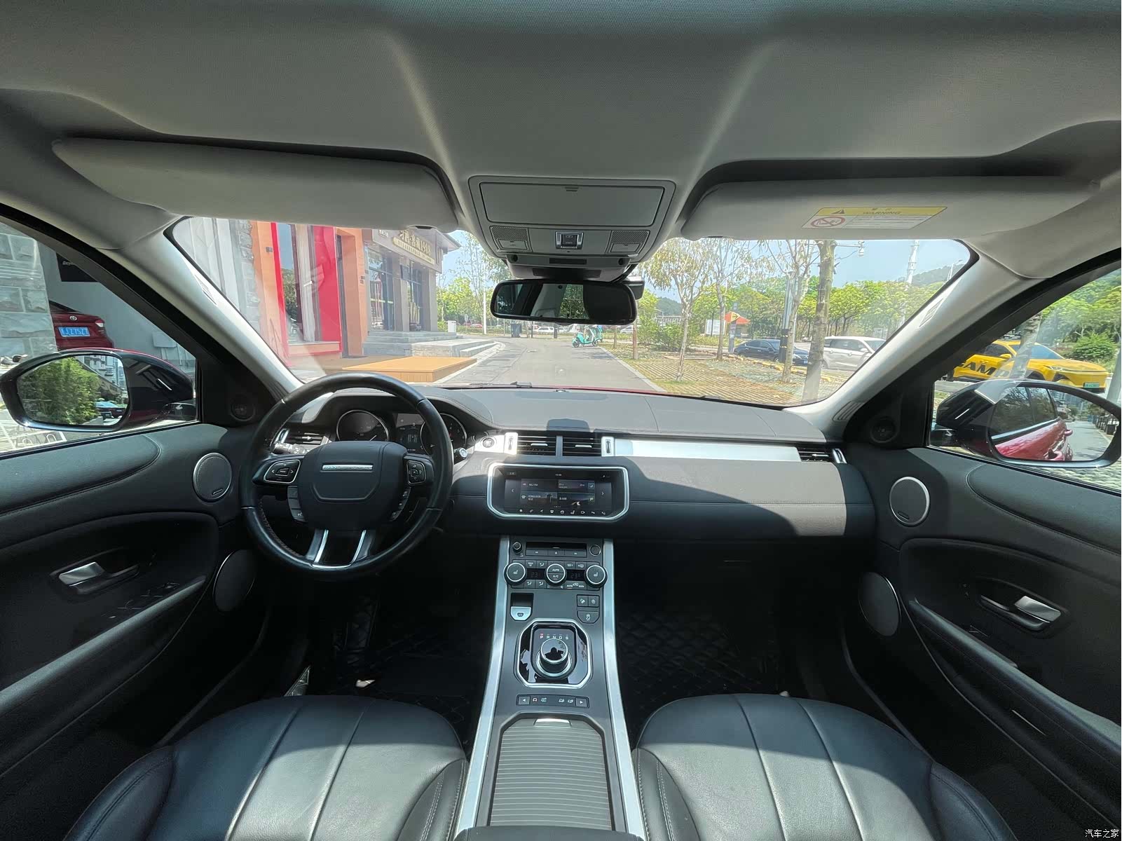 Land Rover Range Rover, 2018 17