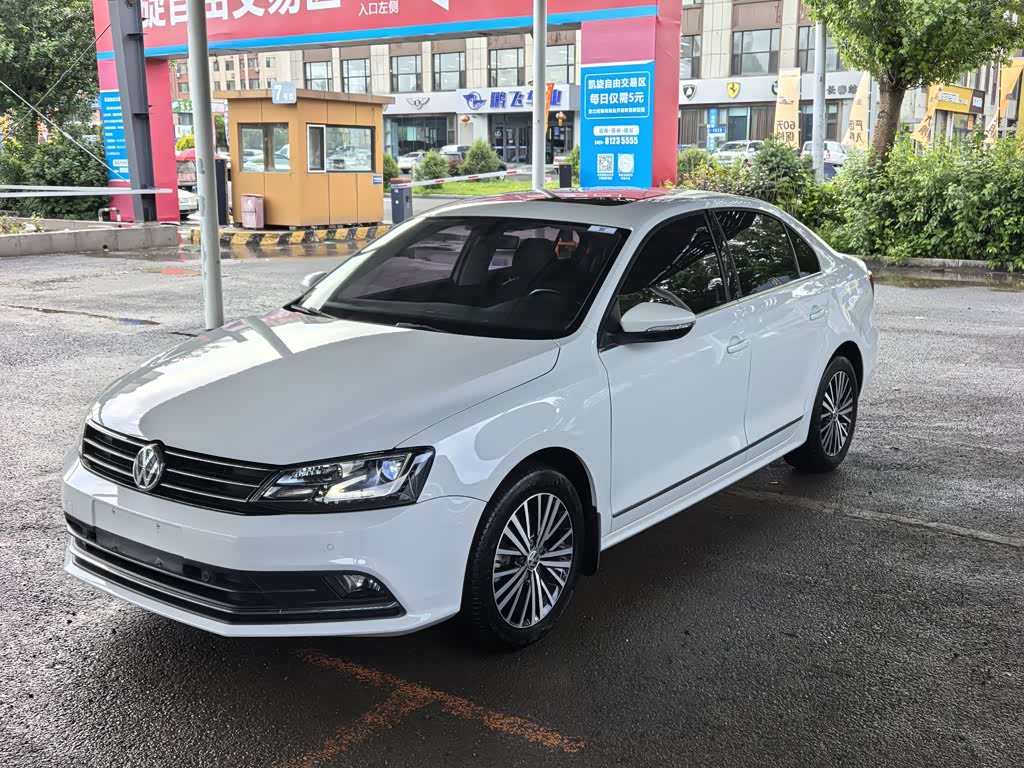 Volkswagen Sagitar