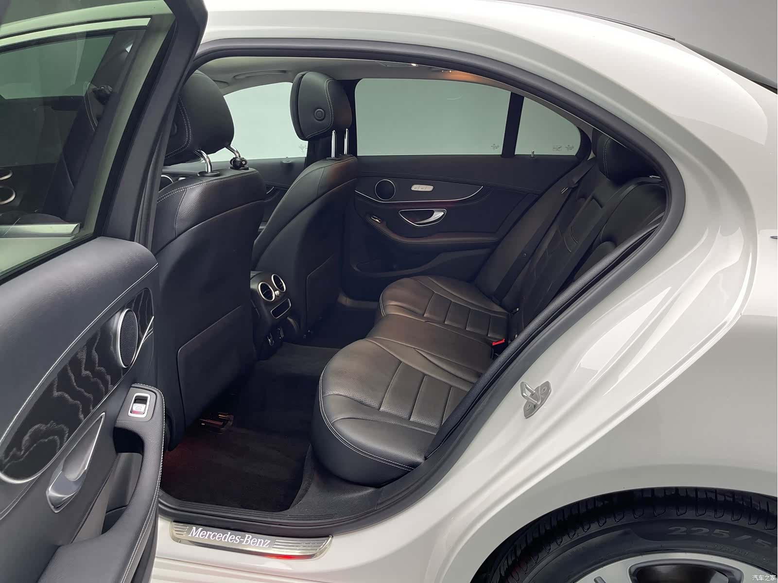 Mercedes-Benz C-Class, 2020 10
