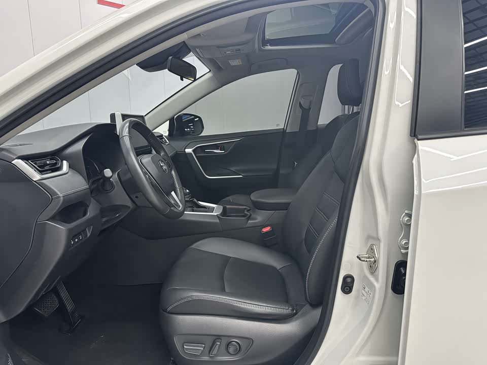 Toyota RAV4 Rongfang Toyota RAV4 Rongfang