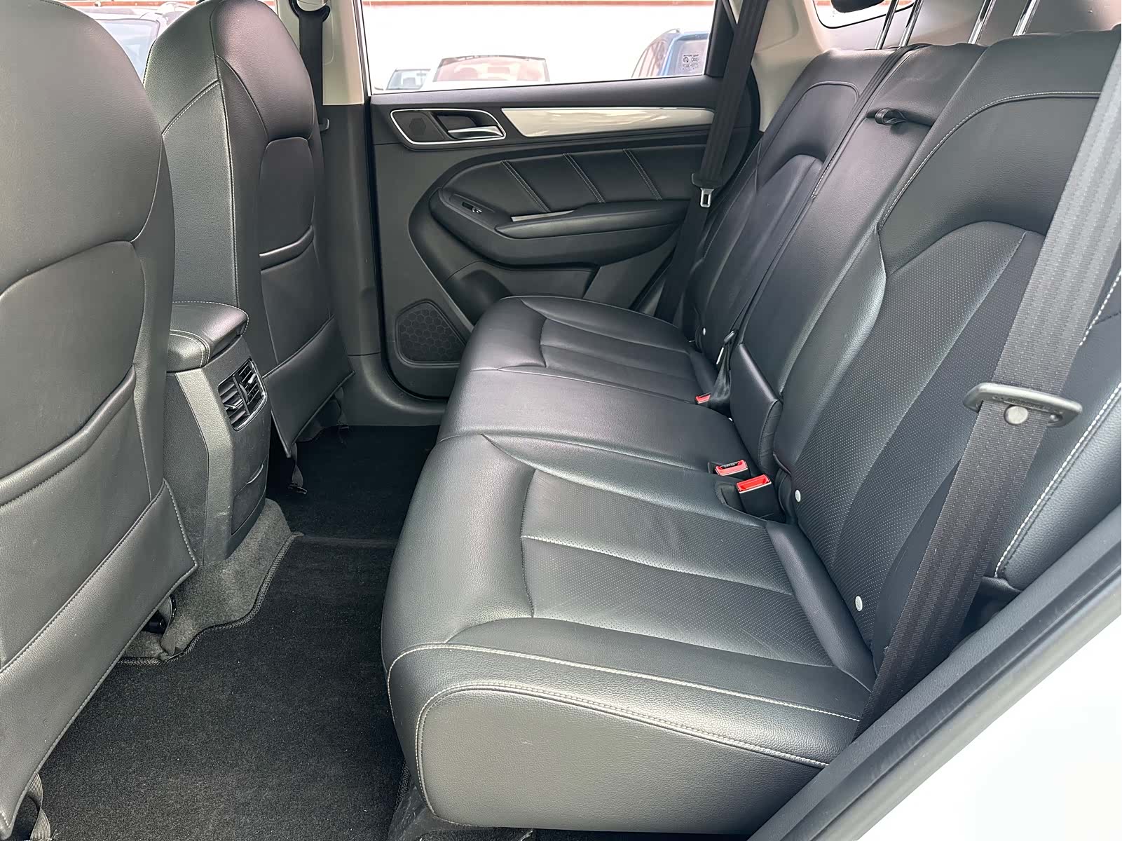 Roewe RX5, 2017 6