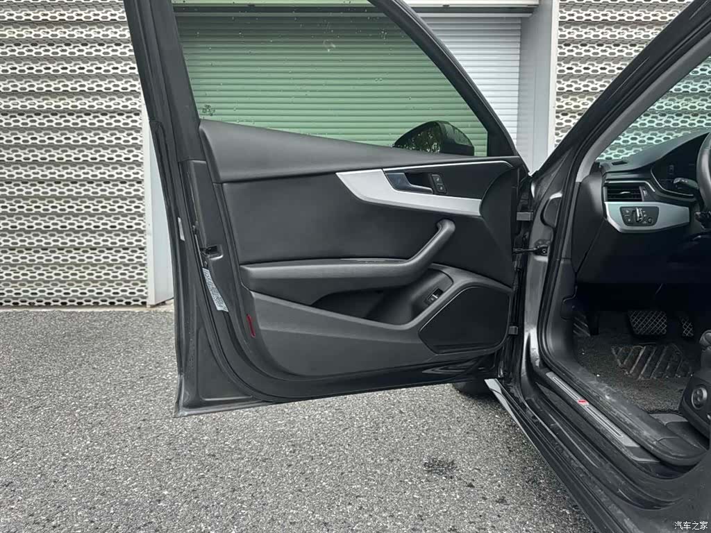 Audi A4L, 2020 9
