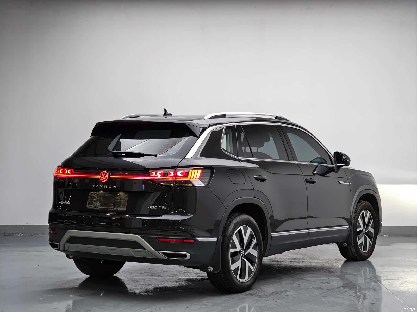 Volkswagen Tayron, 2022 все фото