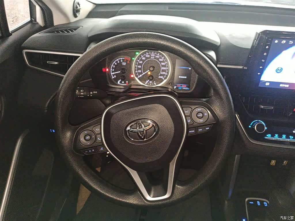 Toyota Frontlander, 2022 7