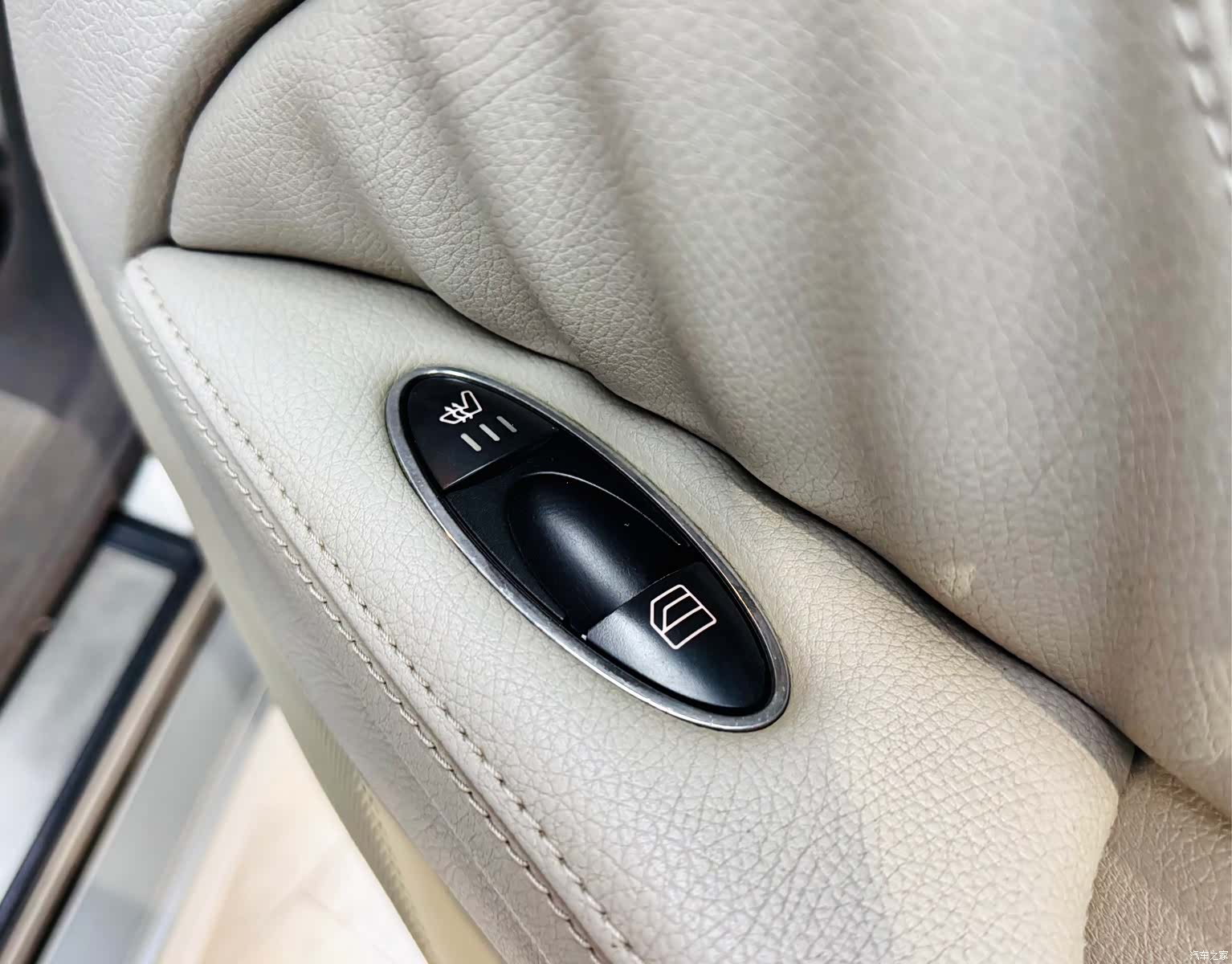Mercedes-Benz E-Class, 2007 23