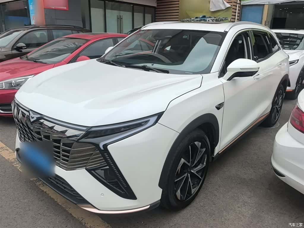 Geely Galaxy 500, 2023 2