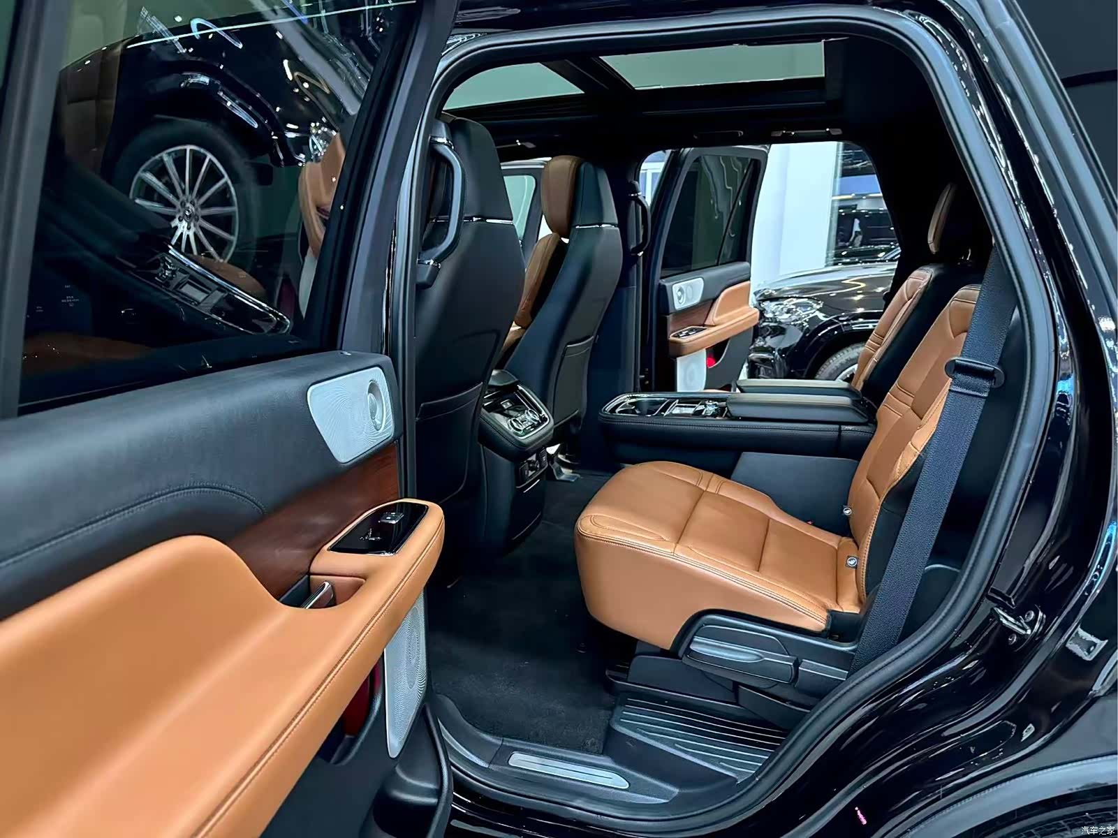 Lincoln Navigator, 2022 7