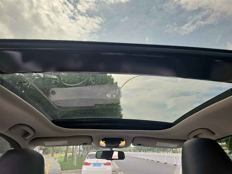 Infiniti QX50