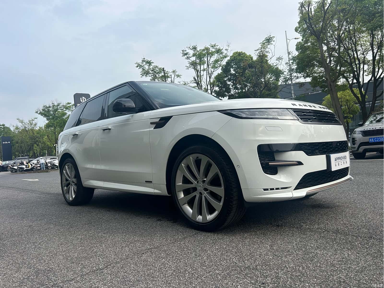 Land Rover Range Rover, 2024 4