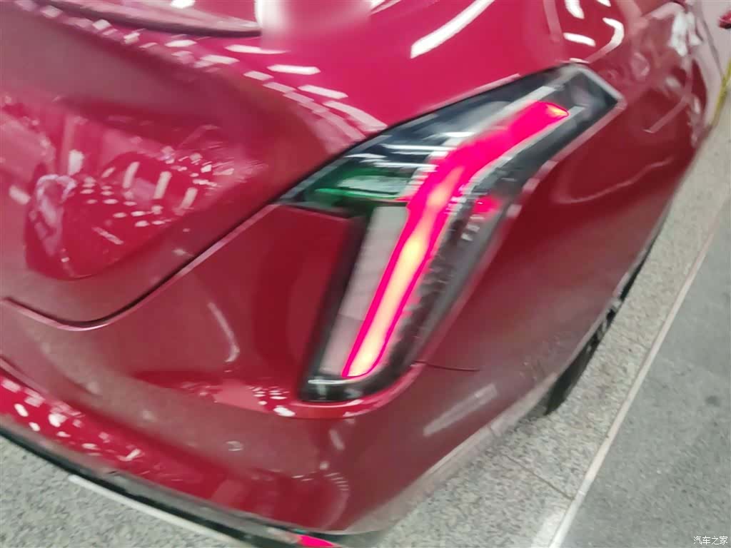 Cadillac CT4, 2021 24