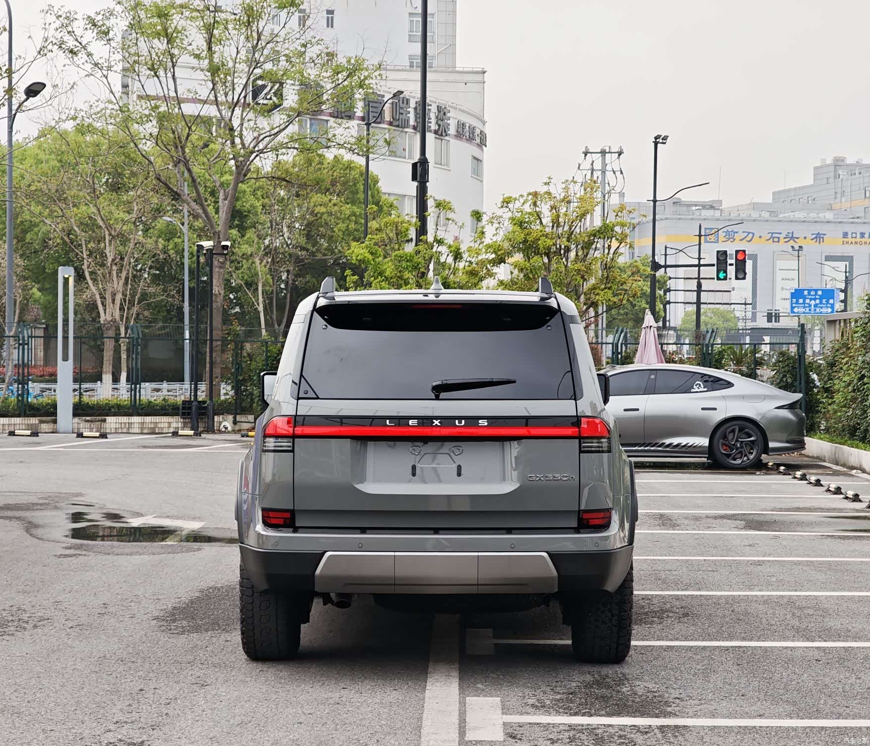 Lexus GX, 2024 4