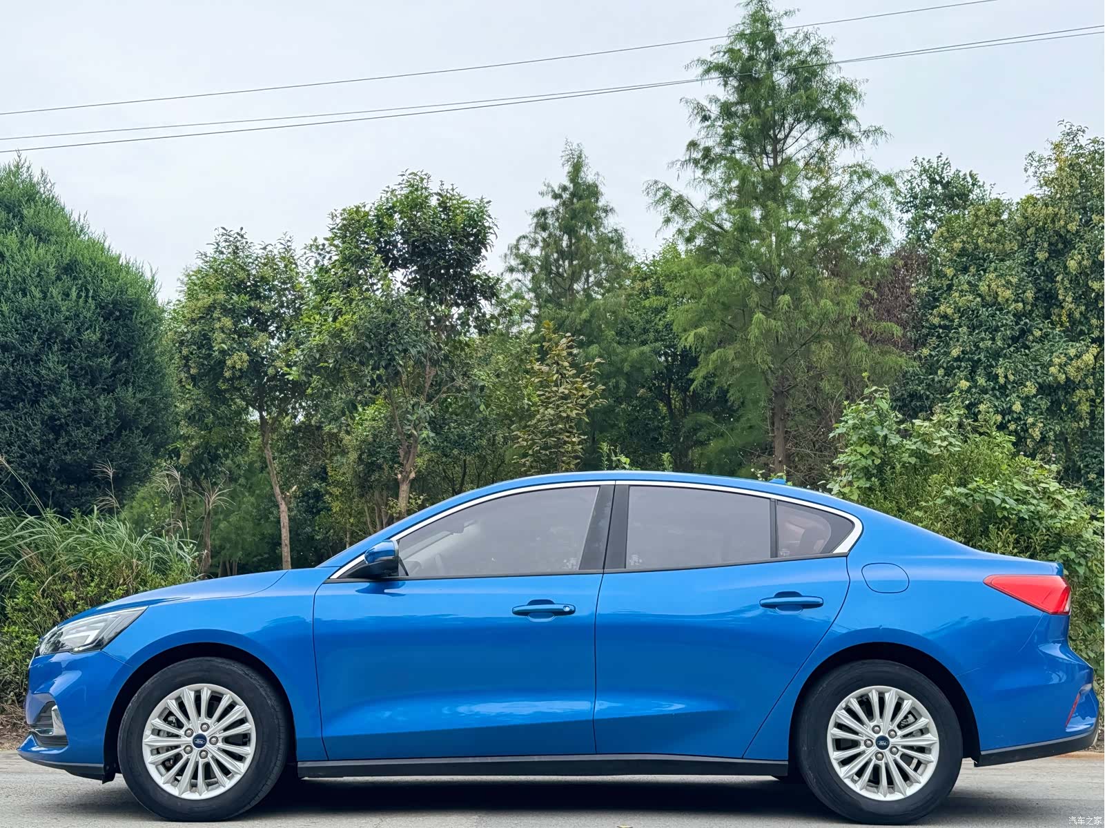 Ford Focus, 2021 4