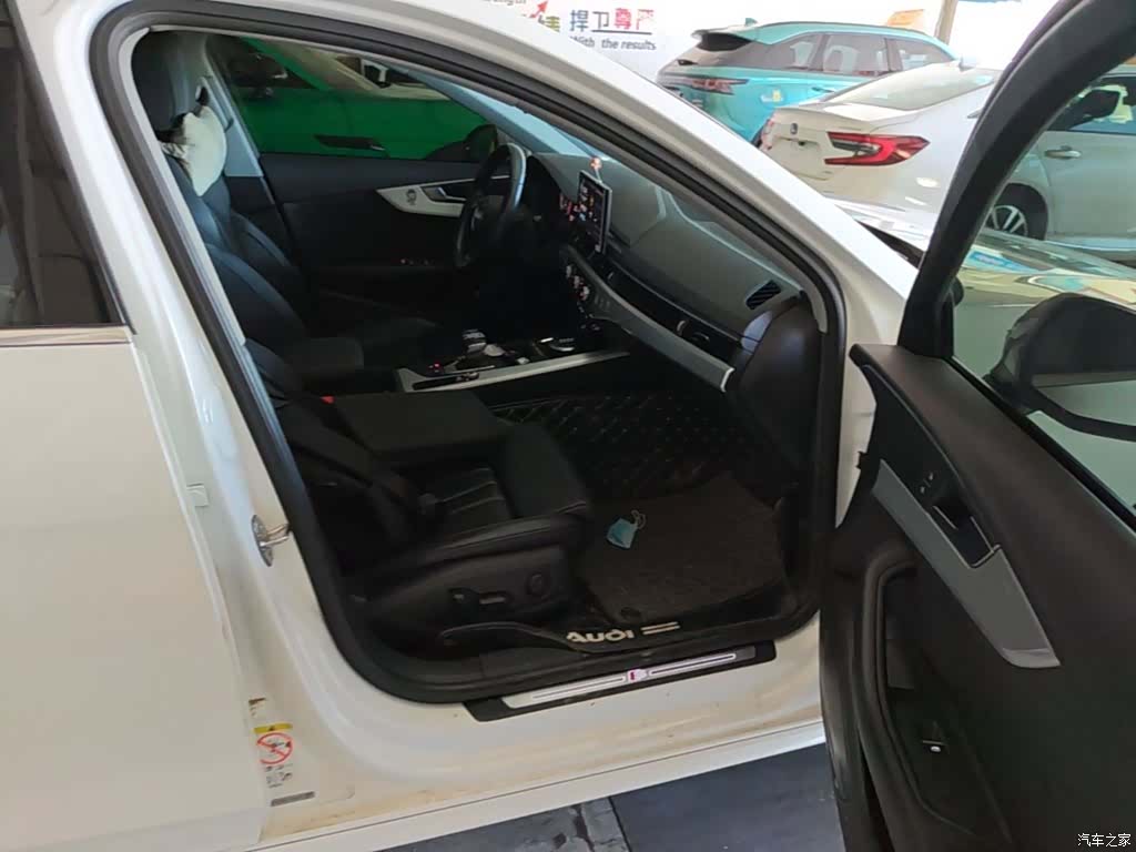 Audi A4L, 2022 25
