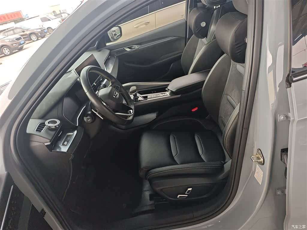 Geely Preface, 2022 15