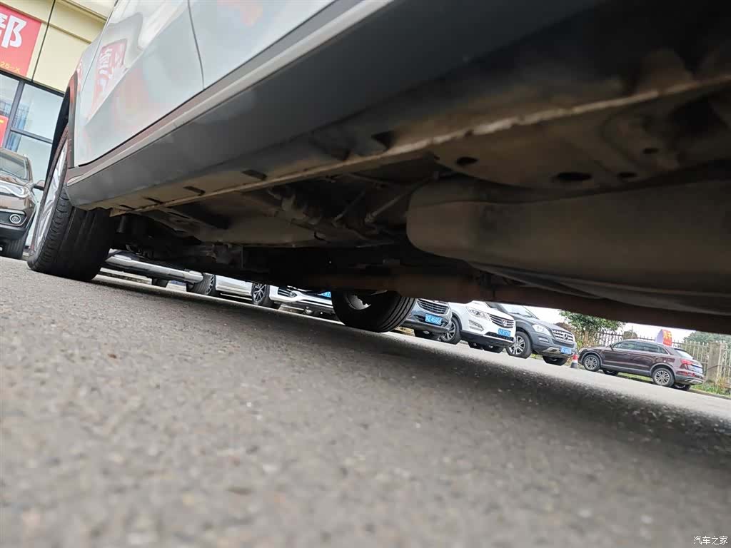 Roewe RX5, 2017 22