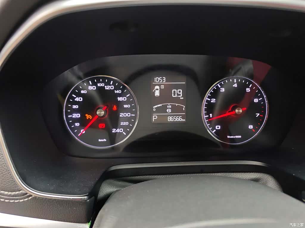 Roewe RX5, 2017 12