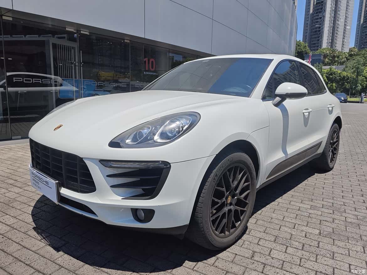 Porsche Macan, 2015 1