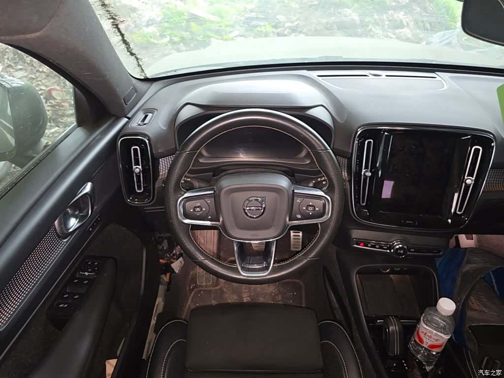 Volvo XC40, 2021 3