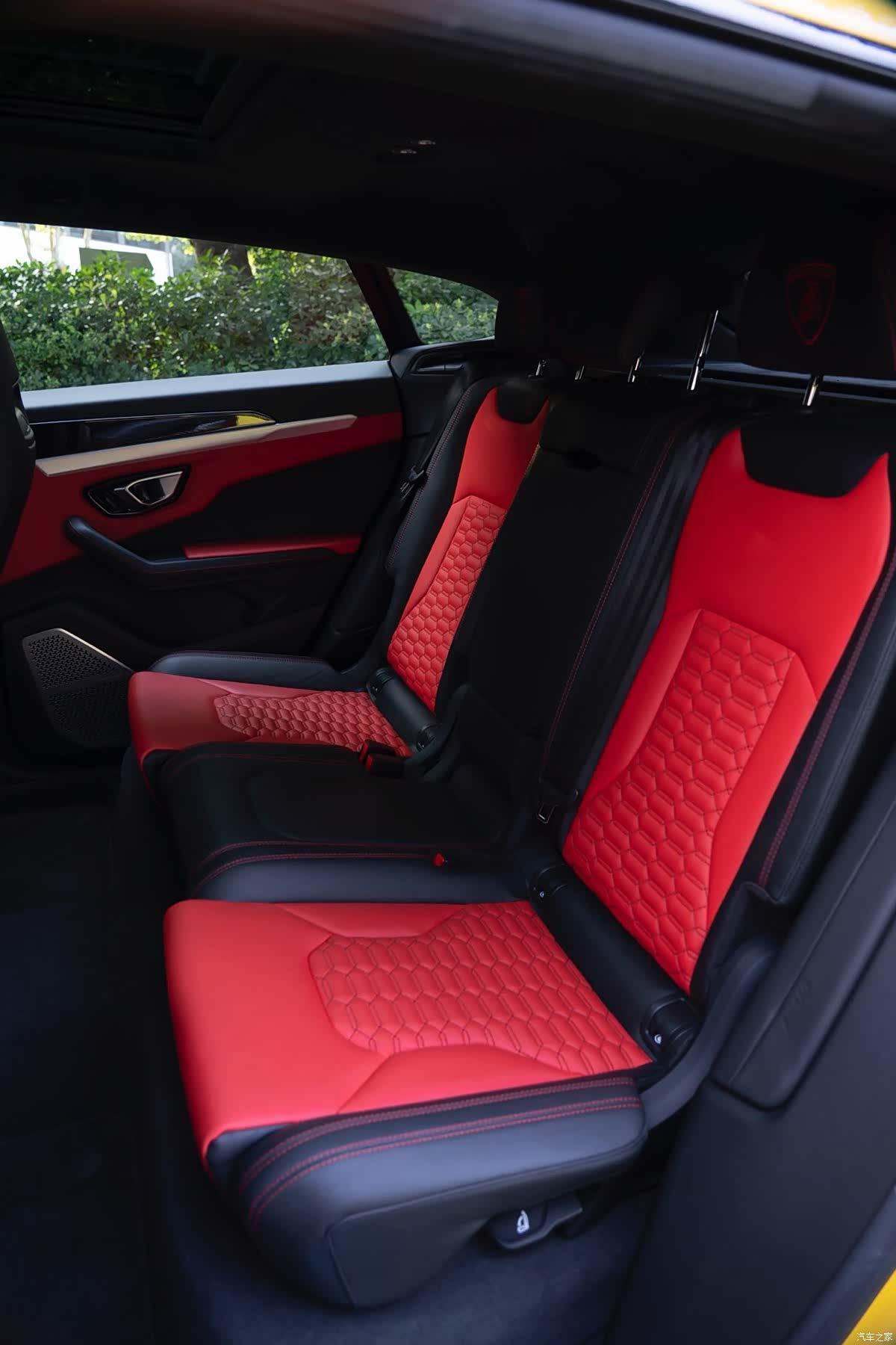 Lamborghini Urus, 2021 17