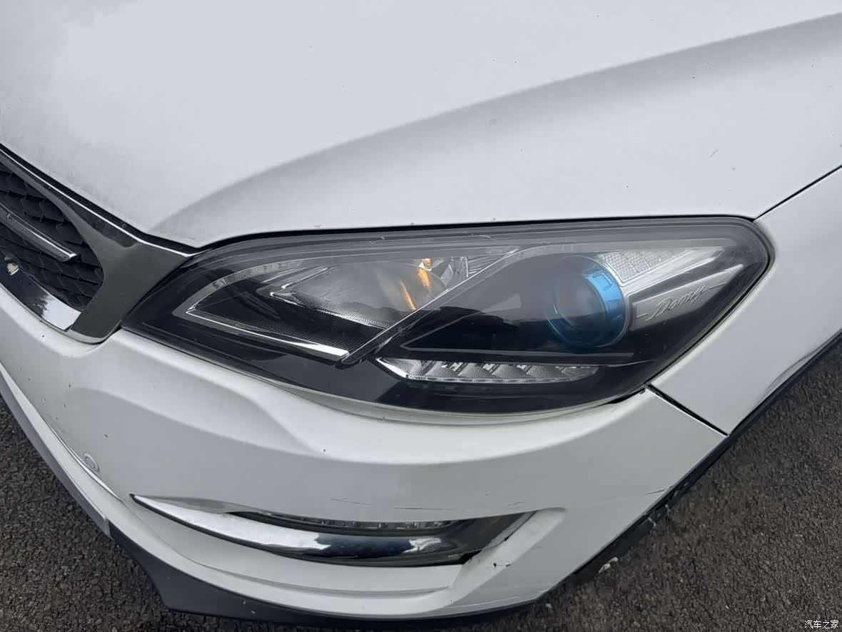 Zotye X5, 2016 3