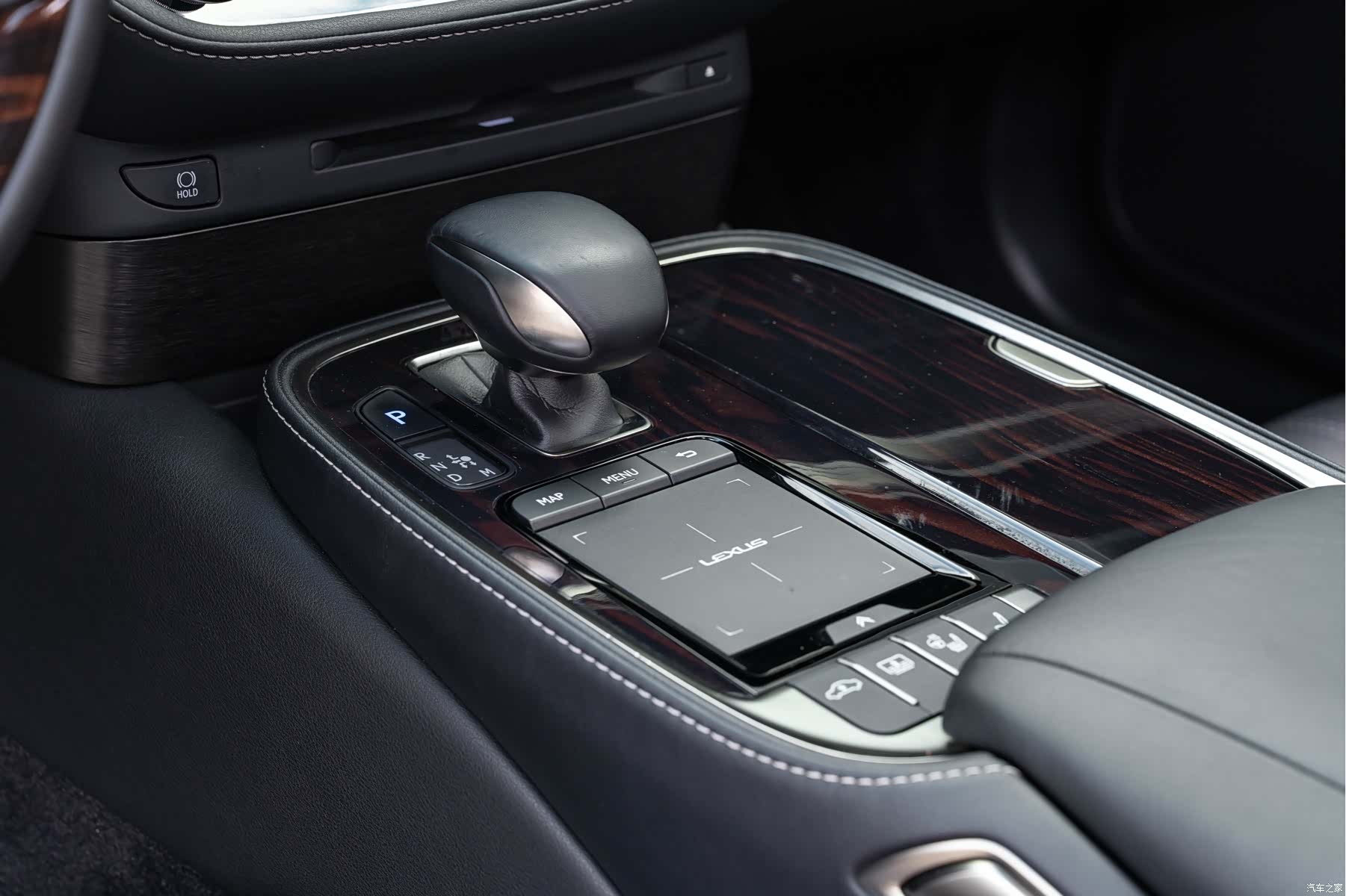 Lexus LS, 2021 15
