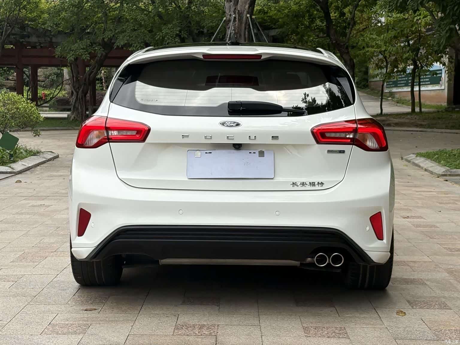 Ford Focus, 2022 все фото