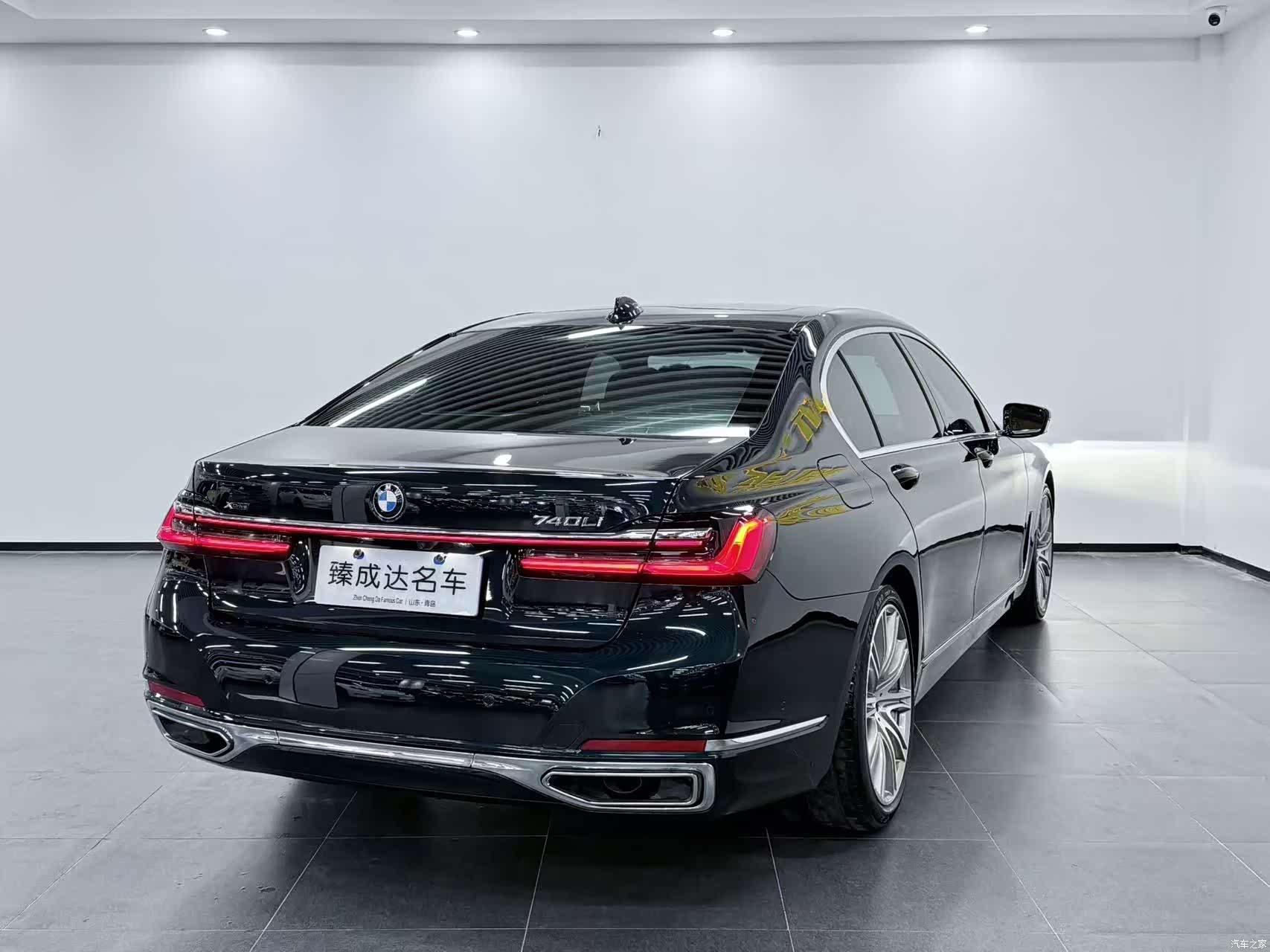 BMW 7 Series, 2021 все фото