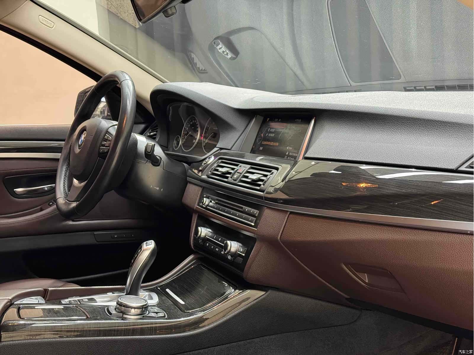 BMW 5 Series, 2016 31