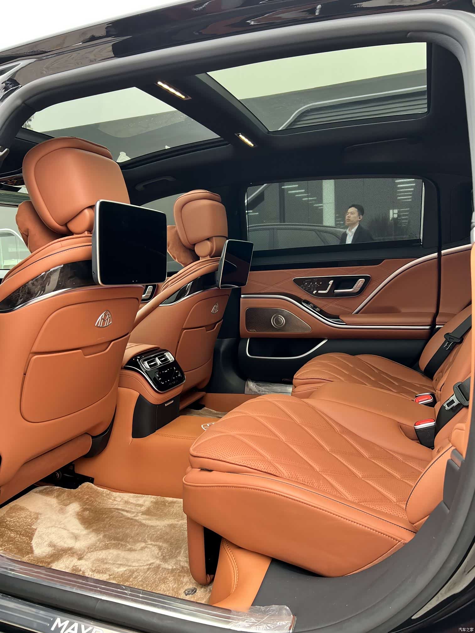 Maybach S-Class, 2023 6