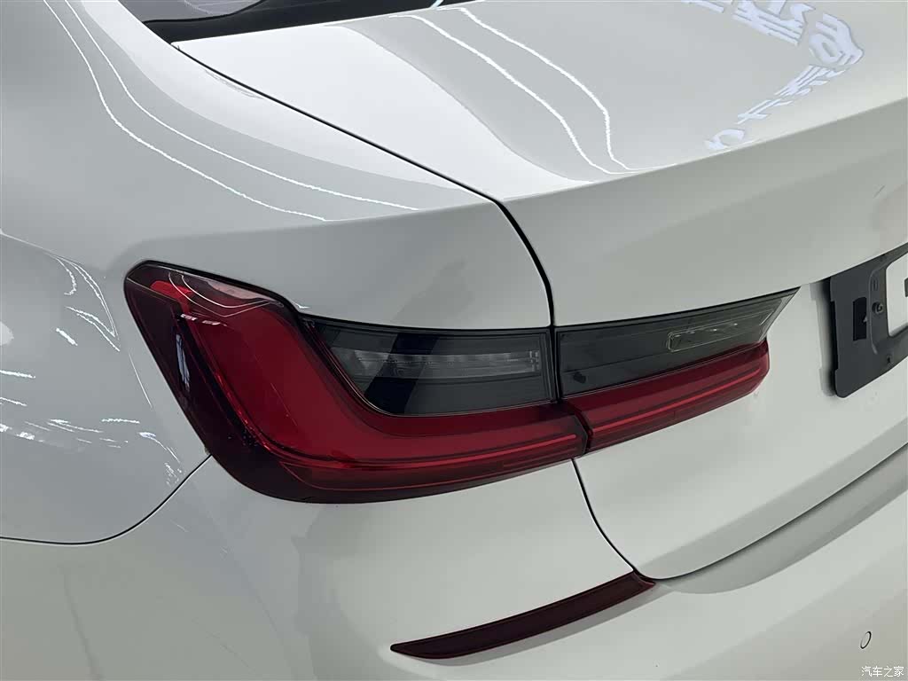 BMW 3 Series, 2021 7